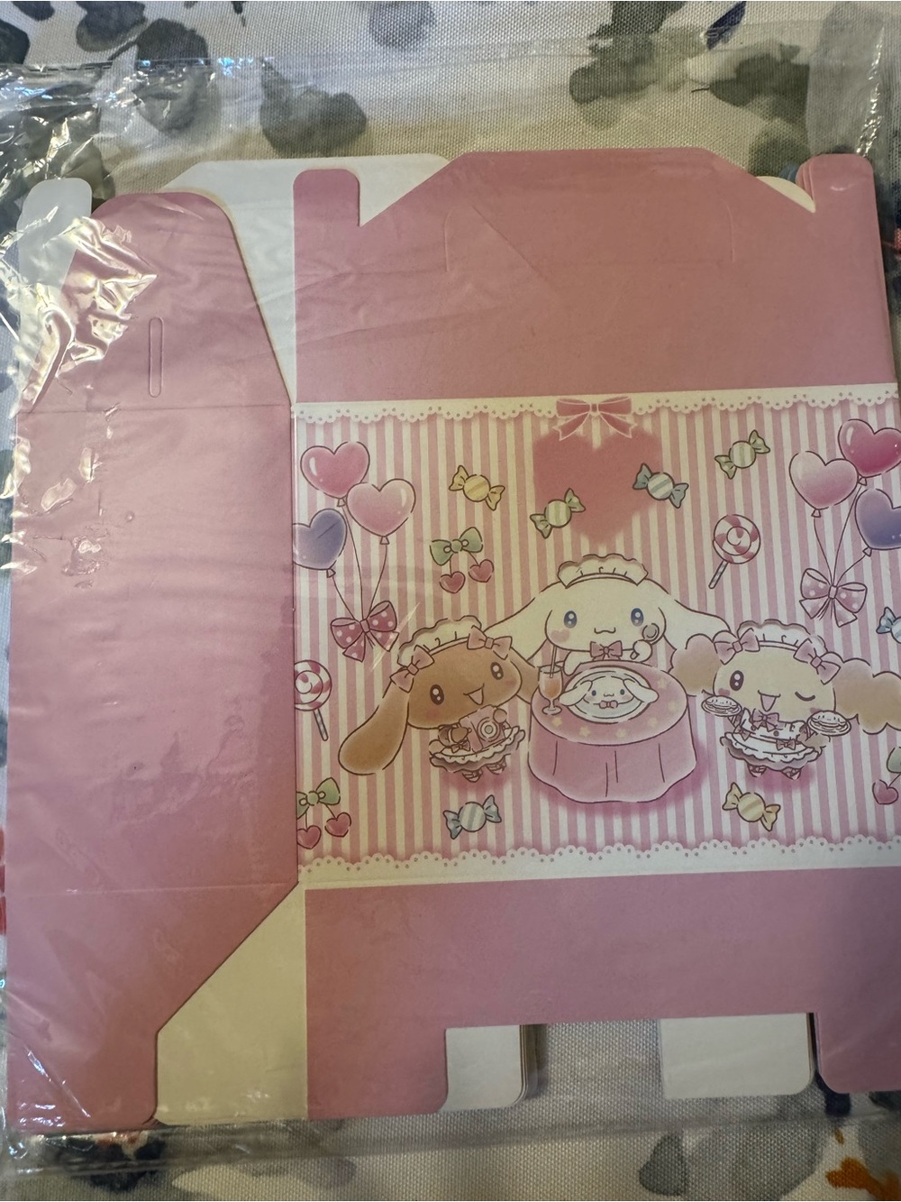 Sanrio Hello Kitty Cinnaroll Tea Party Favor Boxes - Cute Dessert Party Supplies